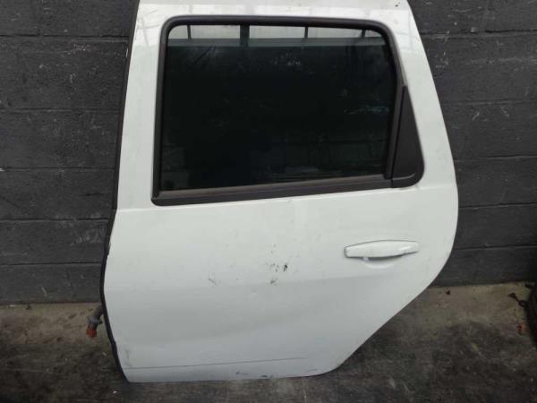 PORTE ARRIERE GAUCHE DACIA DUSTER - Vue 1